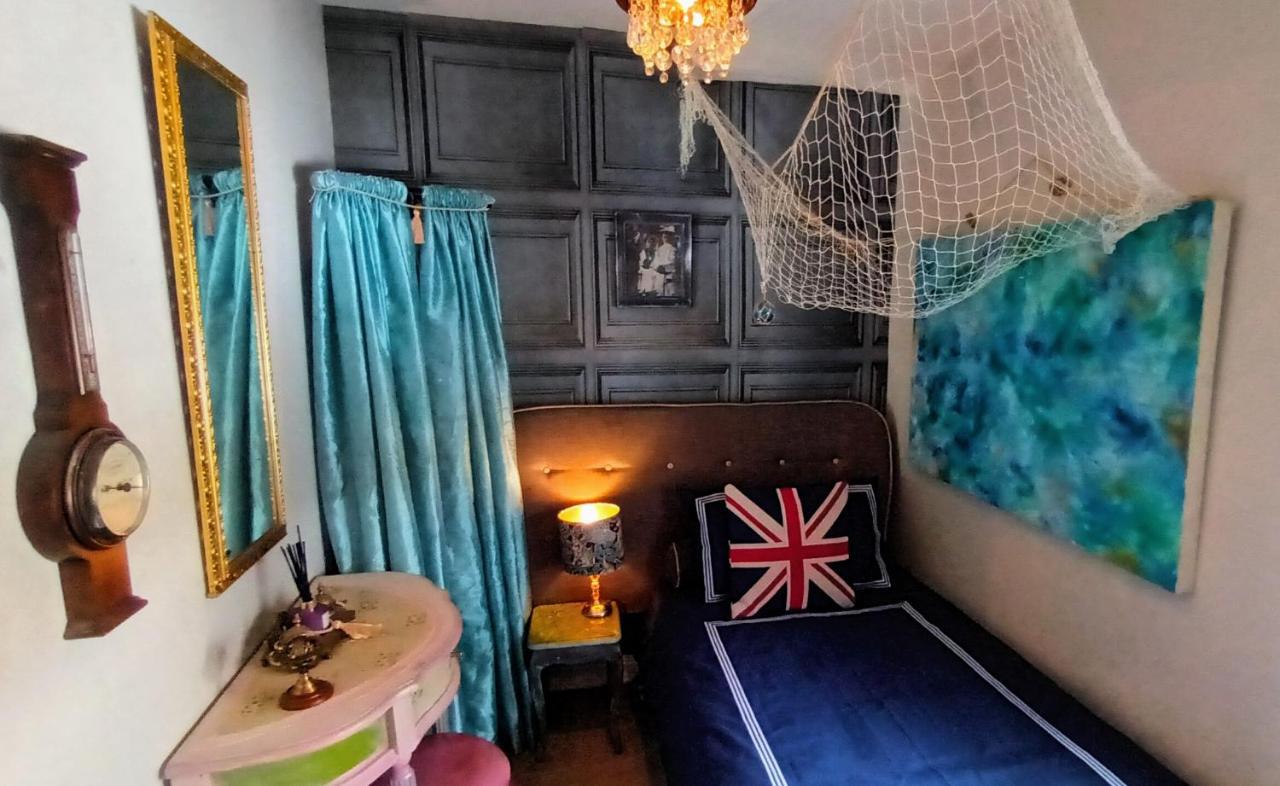 4 Bedroom Period Townhouse In The Heart Of Hebden เฮบเดนบริดจ์ ภายนอก รูปภาพ